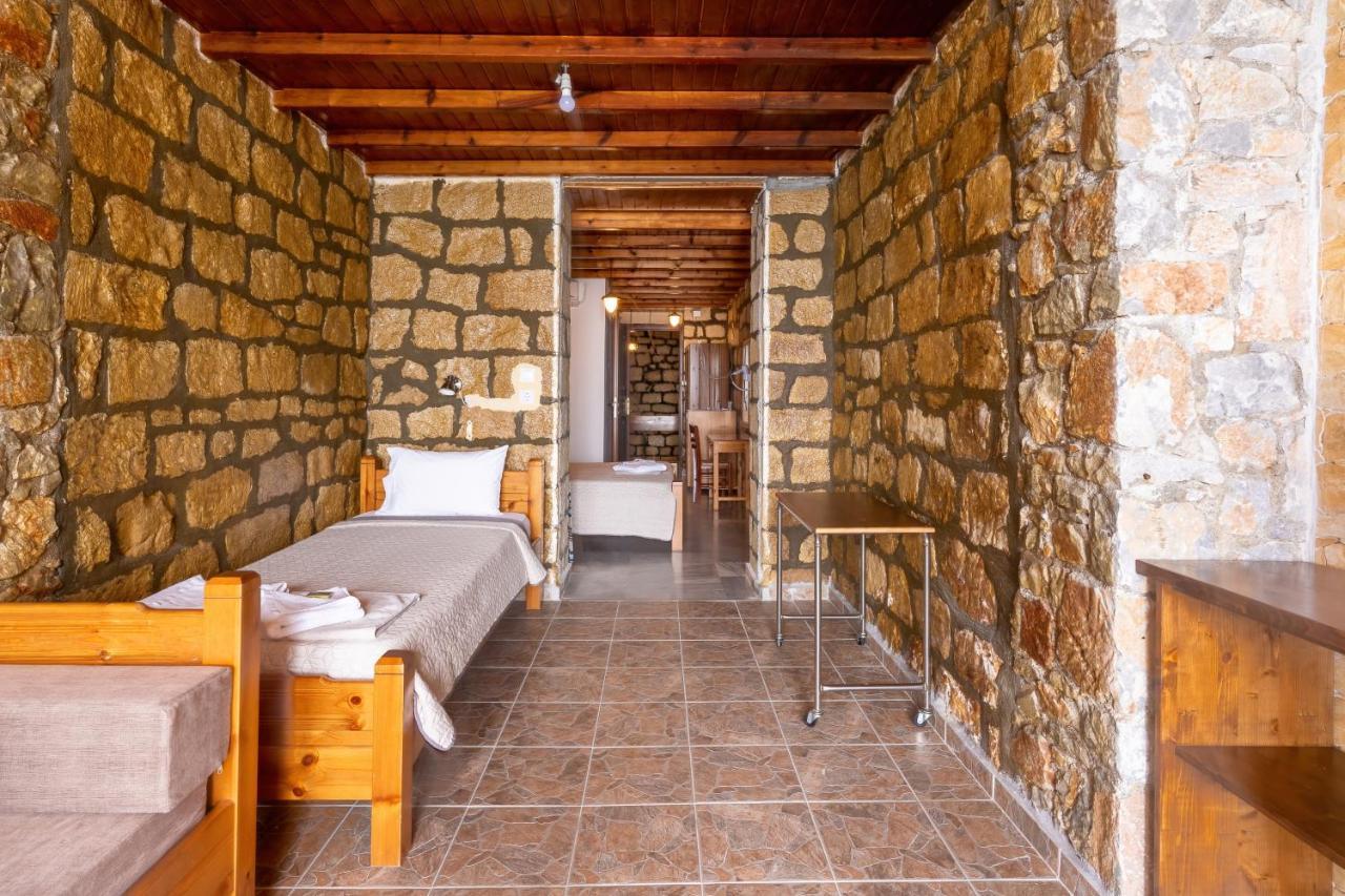 ספאקיה Xenia Hotel מראה חיצוני תמונה