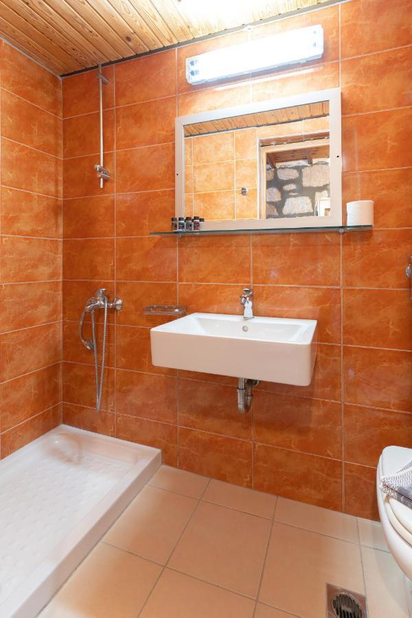 ספאקיה Xenia Hotel מראה חיצוני תמונה